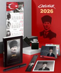 2026 Atatürk Komutan Ajanda - Ayyıldız Duvar Takvimi - Masa Takvimi - Ayraç - Kartpostal - Metal Roller Kalem ve Benzinli Çakmak