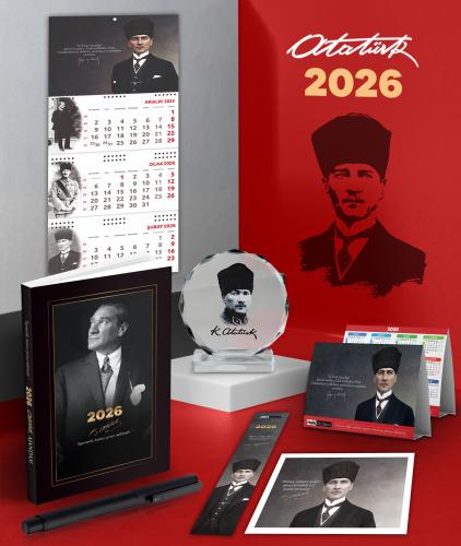 2026 Atatürk İstikbal Ajanda - Gazi Duvar Takvimi - Masa Takvimi - Ayraç - Kartpostal - Metal Roller Kalem ve Kristal Portre