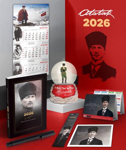 2026 Atatürk Komutan Ajanda - Sakarya Duvar Takvimi - Masa Takvimi - Ayraç - Kartpostal - Metal Roller Kalem ve İzmir Marşı Kar Küresi