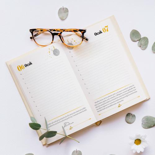 Küçük Prens Günlüğü ve Gece Lambası Kar Küresi - Halkkitabevi Küçük Prens Günlüğü ve Gece Lambası Kar Küresi - Halkkitabevi