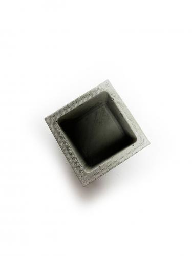 Kare Beton Saksı - Halkkitabevi