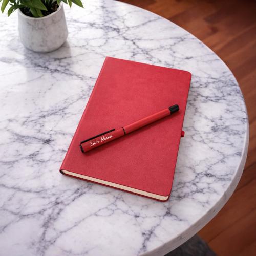 Kişiye Özel Soft Deri Defter ve Roller Rubber Kalem - Kırmızı  - Halkk
