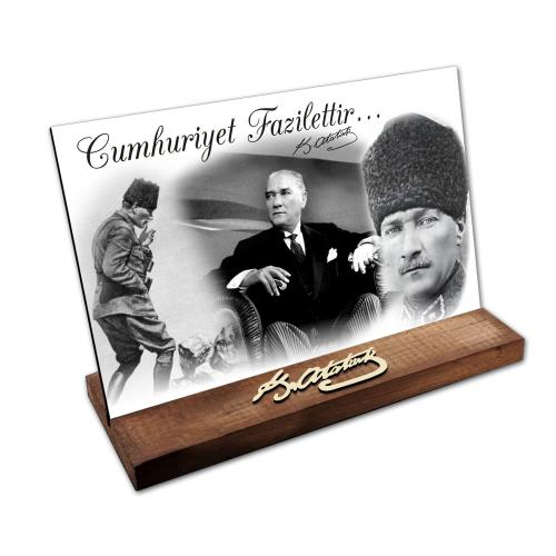 Masaüstü Ahşap Tablo - Atatürk İmzalı ve Resimli Model 5