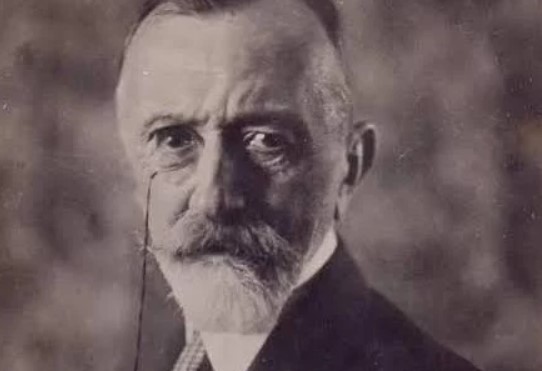 Abdülhak Hamid Tarhan Kimdir: Başarıları ve
Biyografisi